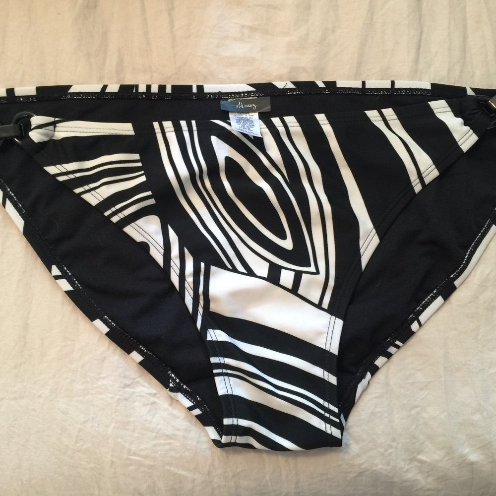 Black & White Bottoms